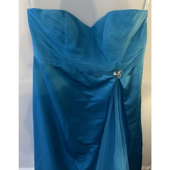 Davids Bridal Dress Malibu Satin/Chiffon Size 22 Prom Homecoming Wedding NEW - Picture 3 of 8
